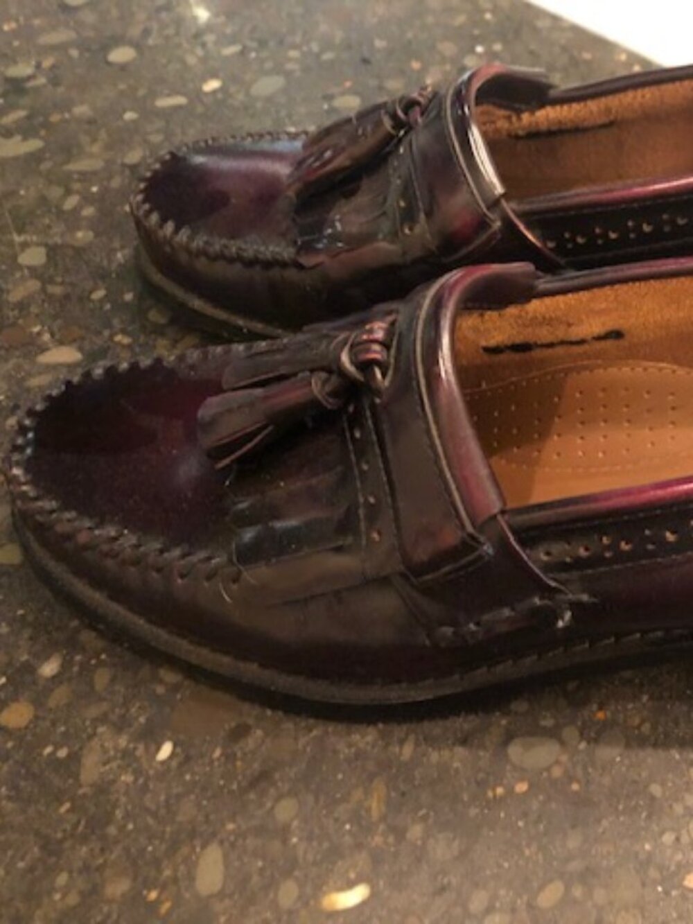 Bass Weeguns Burgundy Tassel Loafers Size 8